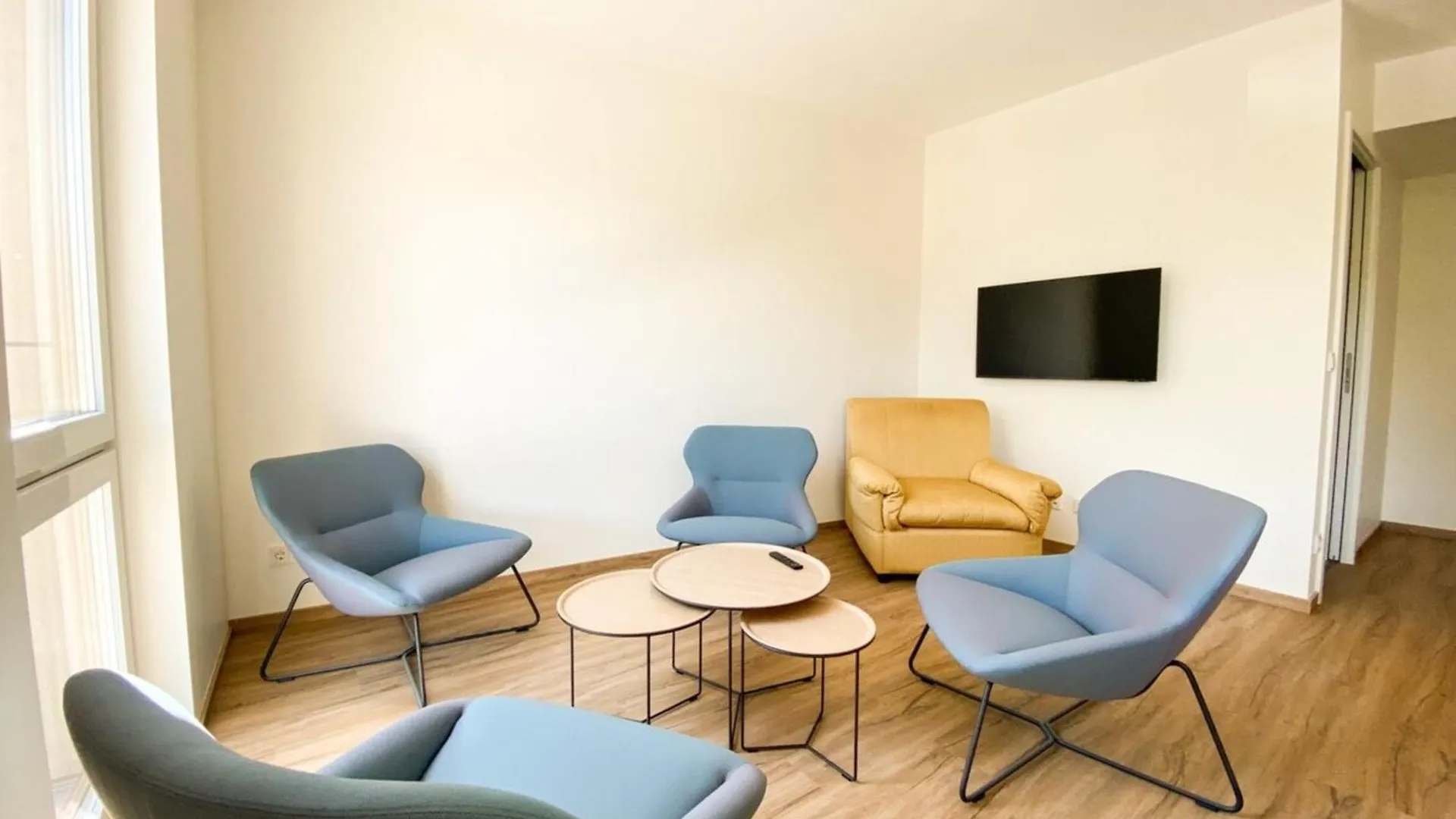 120 Lux Furnished Flat Apartment Beaufort