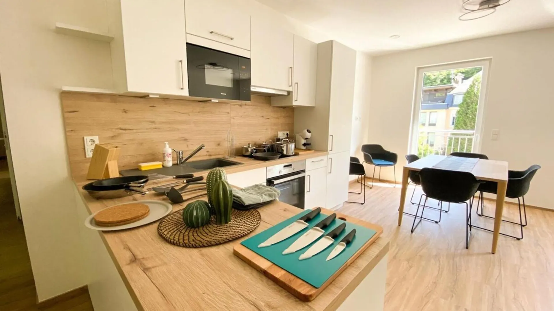120 Lux Furnished Flat Apartment Beaufort