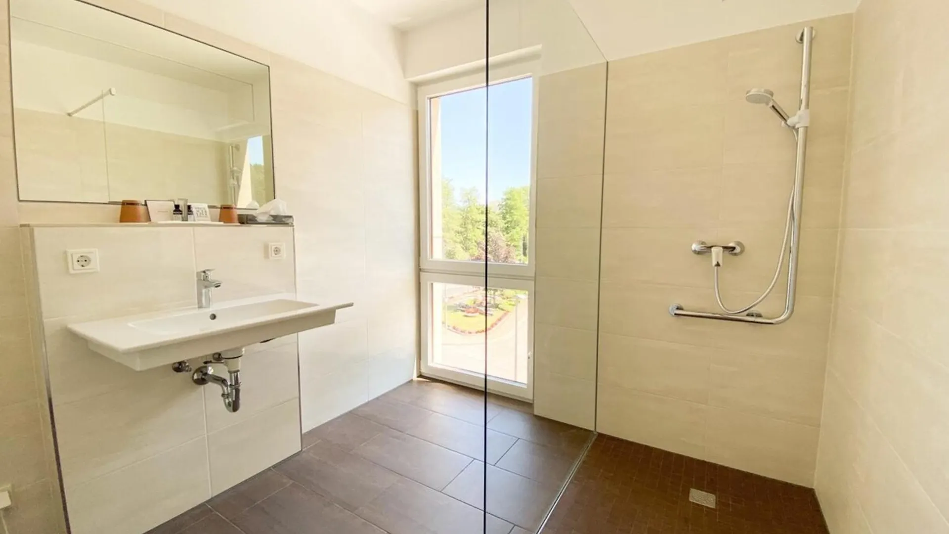 120 Lux Furnished Flat Lejlighed Beaufort 0*,  Luxembourg